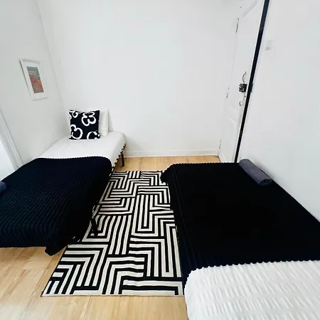 Luxury In Lisbon, Ideal For Tourists Hostal *